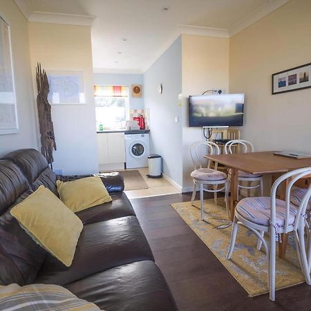 Chalet For Hire At Rainbows End Near A Beautiful Norfolk Beach Ref 31039R Bacton  ภายนอก รูปภาพ